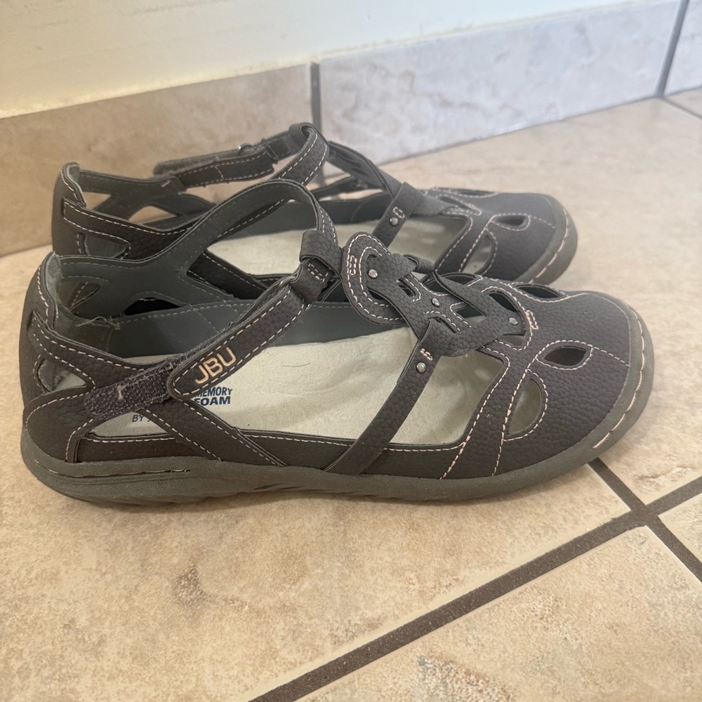 JBU Memory Foam Cutout Sandal Shoes with Buckle BY Jambu Size 7M - Picture 4 of 10